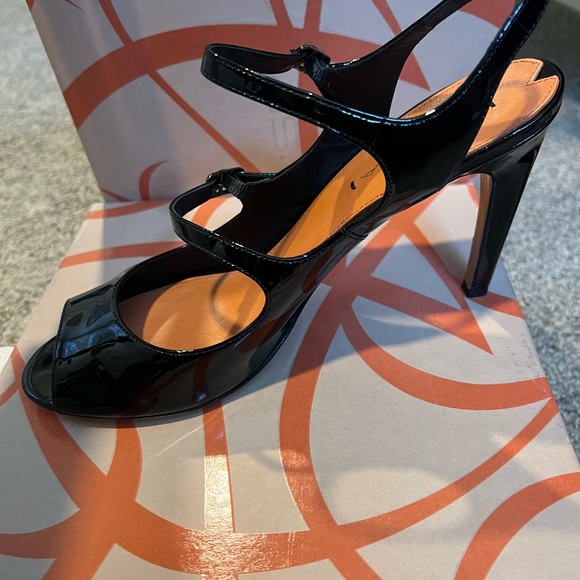 Via Spiga Roseanne Black Patent heel 9.5M - Picture 2 of 4
